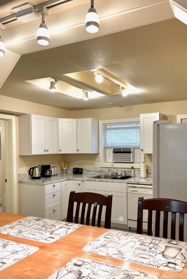 Great Downtown Sandpoint Location! Екстериор снимка
