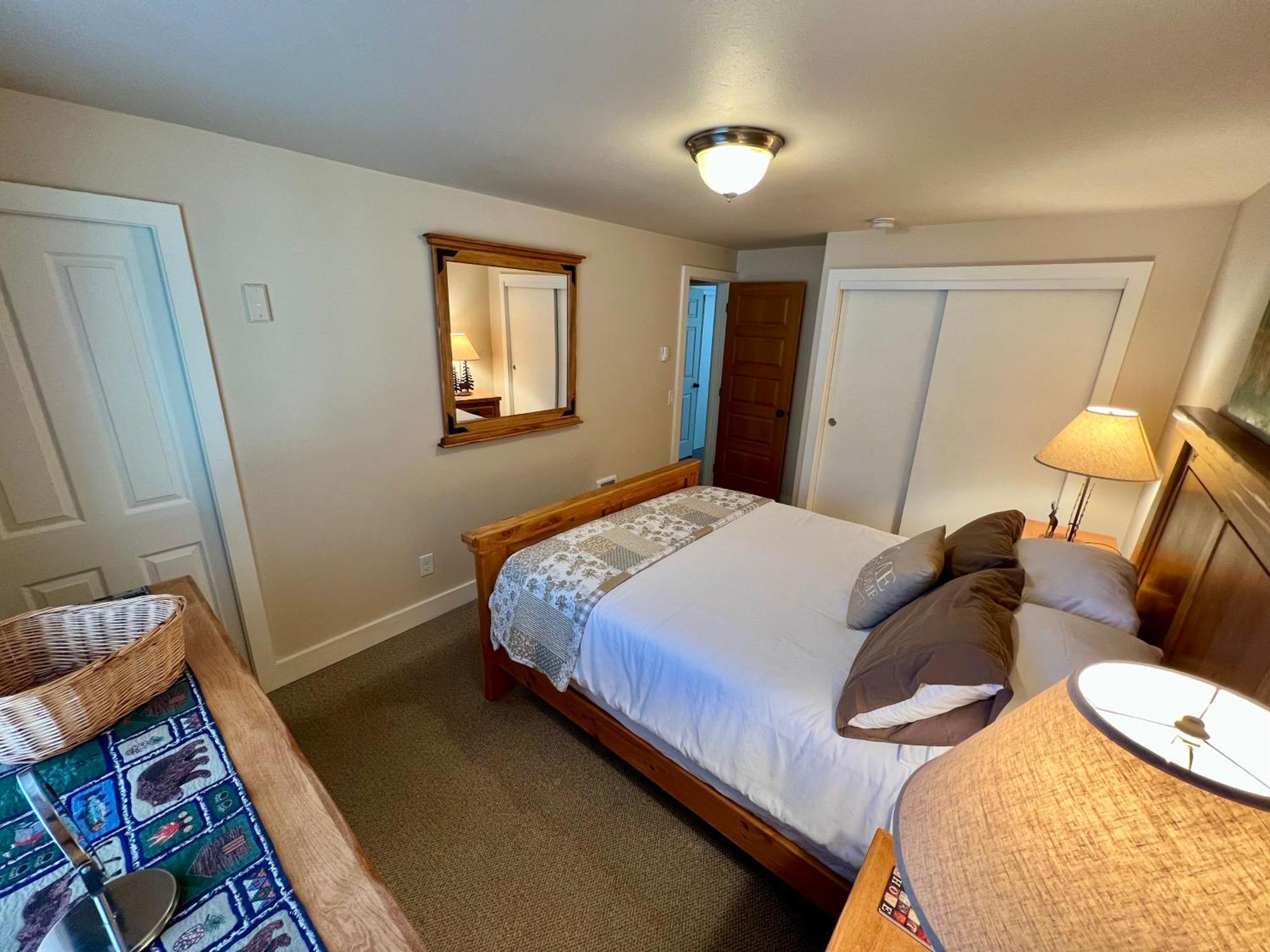 Great Downtown Sandpoint Location! Екстериор снимка